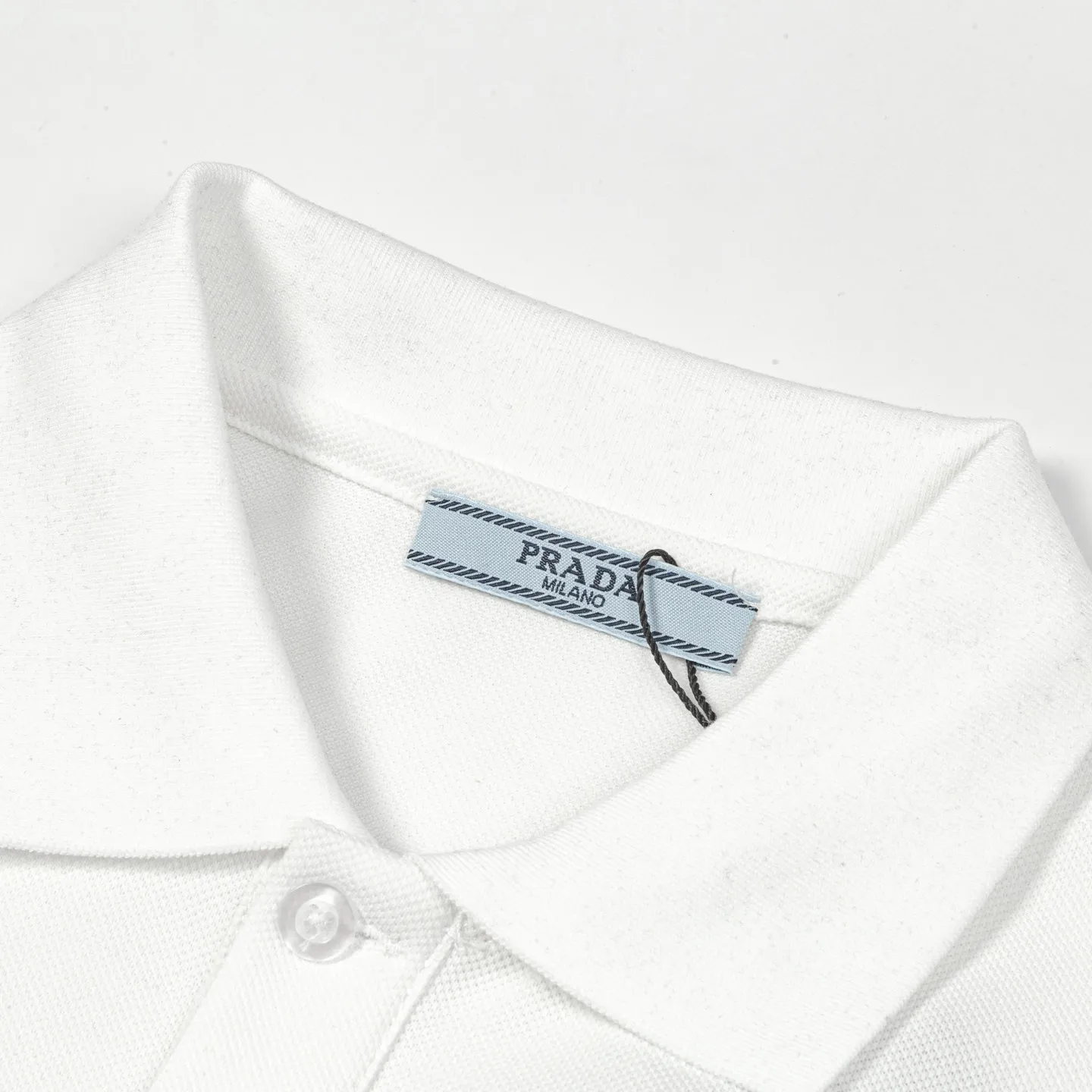 『S-2XL』サイド 赤 ストライプ レター プリント カスタム 三角 レザー パッチ ロゴ カジュアル ポロシャツ 半袖