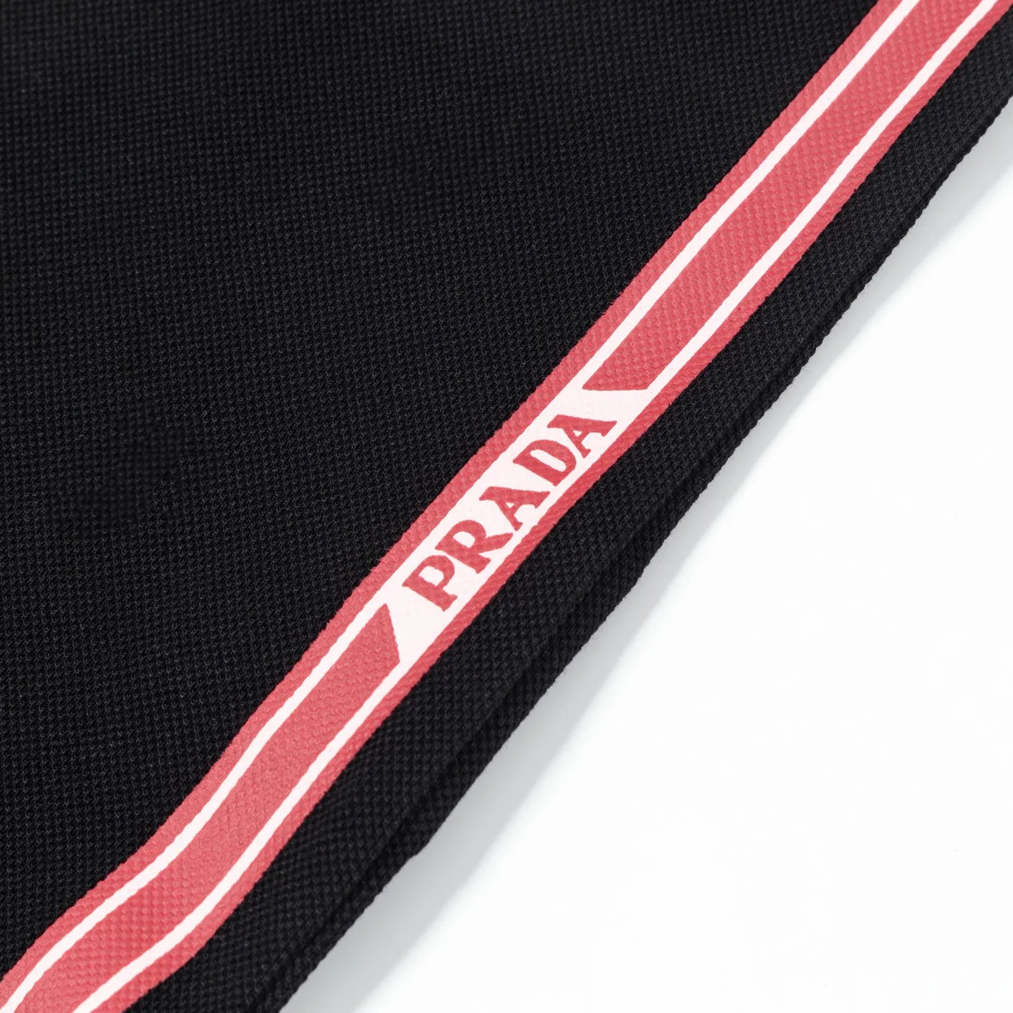 『S-2XL』サイド 赤 ストライプ レター プリント カスタム 三角 レザー パッチ ロゴ カジュアル ポロシャツ 半袖