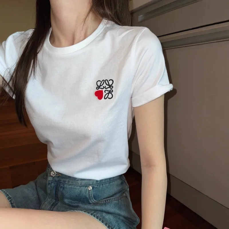 ホワイト